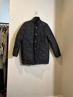 Quince Featherless Quilted Long Puffer Jacket in Black size Small